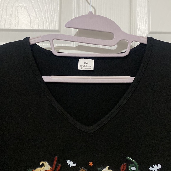 Plus Size Halloween Pumpkin and Bats Coffee Cup Graphic V Neck Tee - Picture 8 of 8